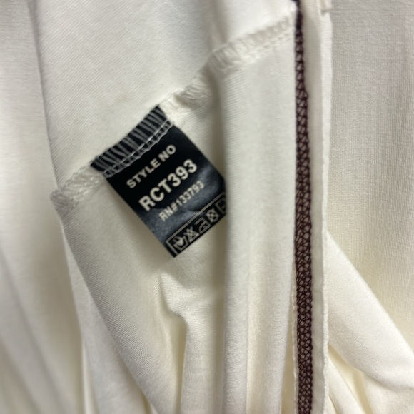 Pol Cap Sleeve 2 Tone Burgundy Cream Comfortable Jersey Top Shirt Womens Small - Picture 8 of 9